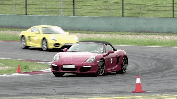 GT3RS，速度与激情的极致融合