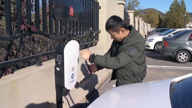 充电汽车，绿色出行的未来革命