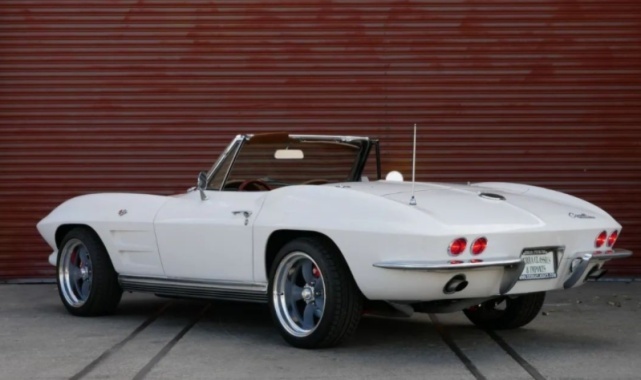 Corvette，美式肌肉车的传奇象征