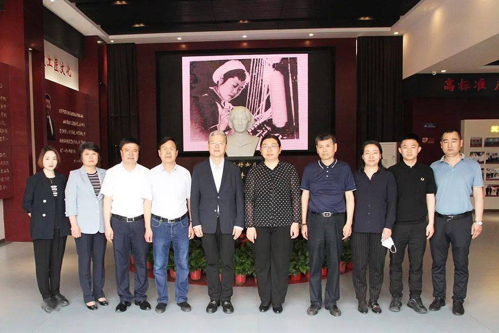 绅宝汽车，品质卓越、创新驱动，为未来承诺发展之路